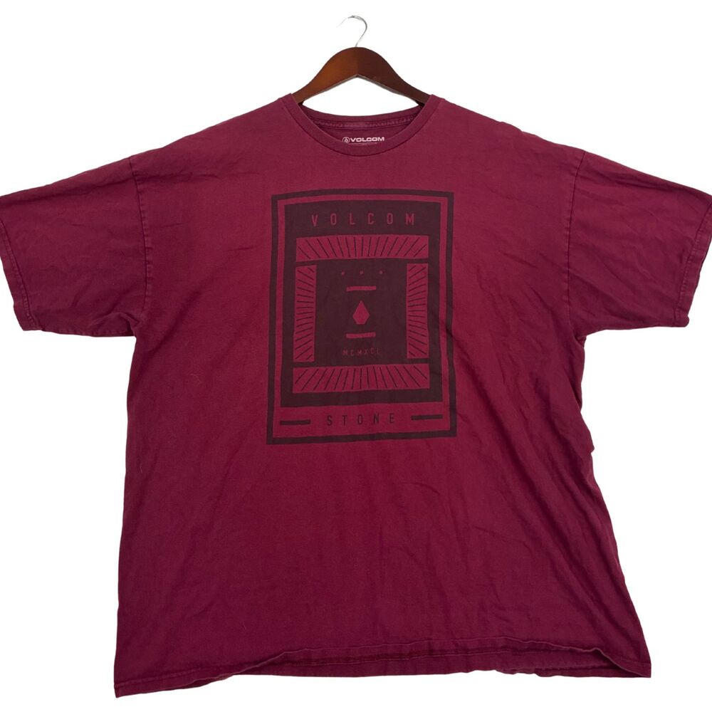 Volcom Mens XXL T Shirt Burgundy Red Graphic Logo Volcom Stone Cotton Skate Tee